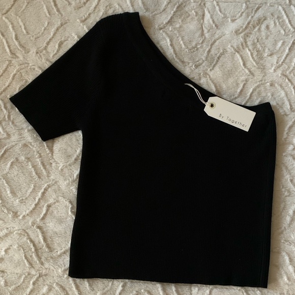 NWT One Shoulder Black Top - Picture 2 of 7
